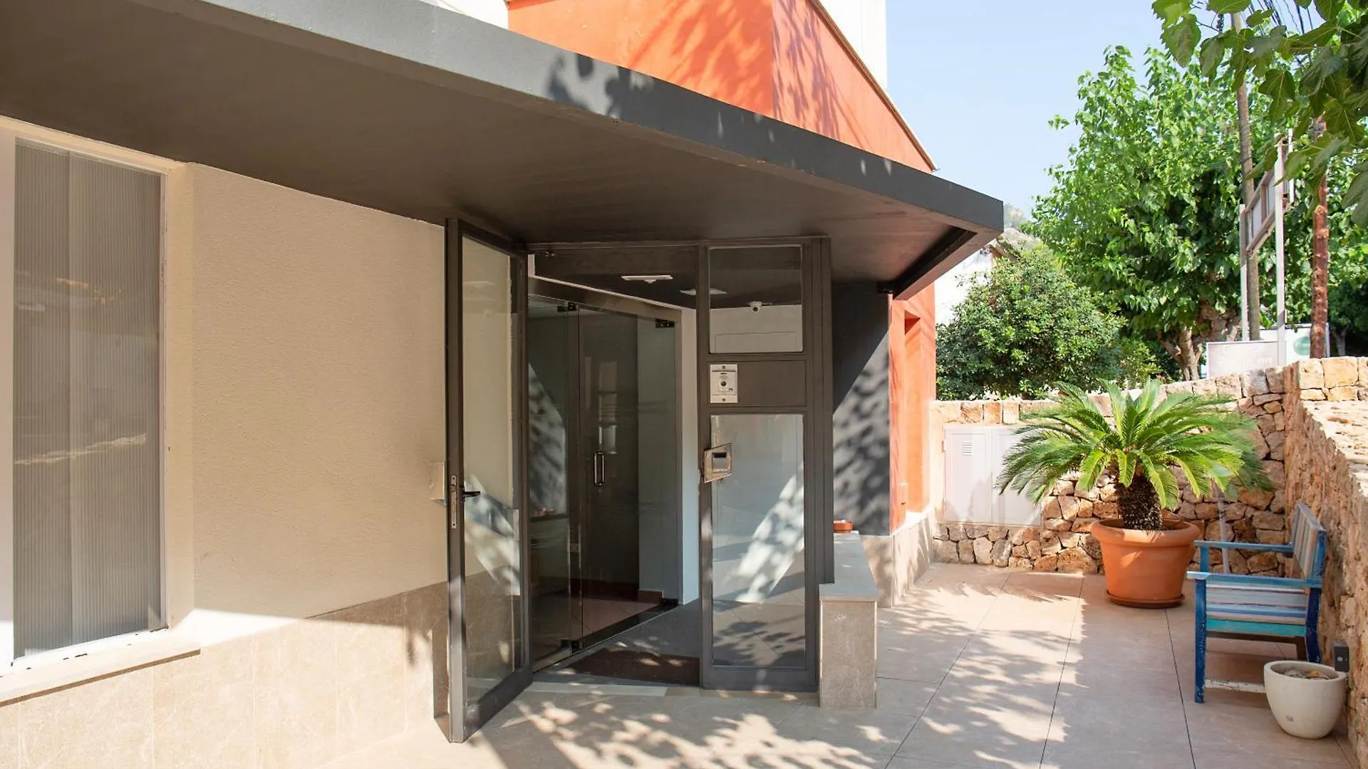 *** Guest house Hostal Residencia Sutimar Peguera Spain