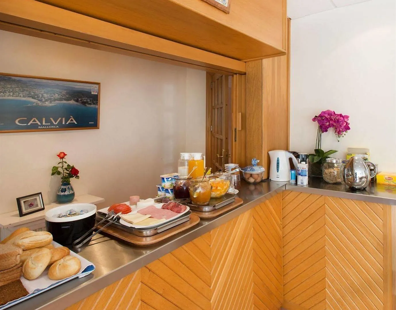 *** Guest house Hostal Residencia Sutimar Peguera Spain